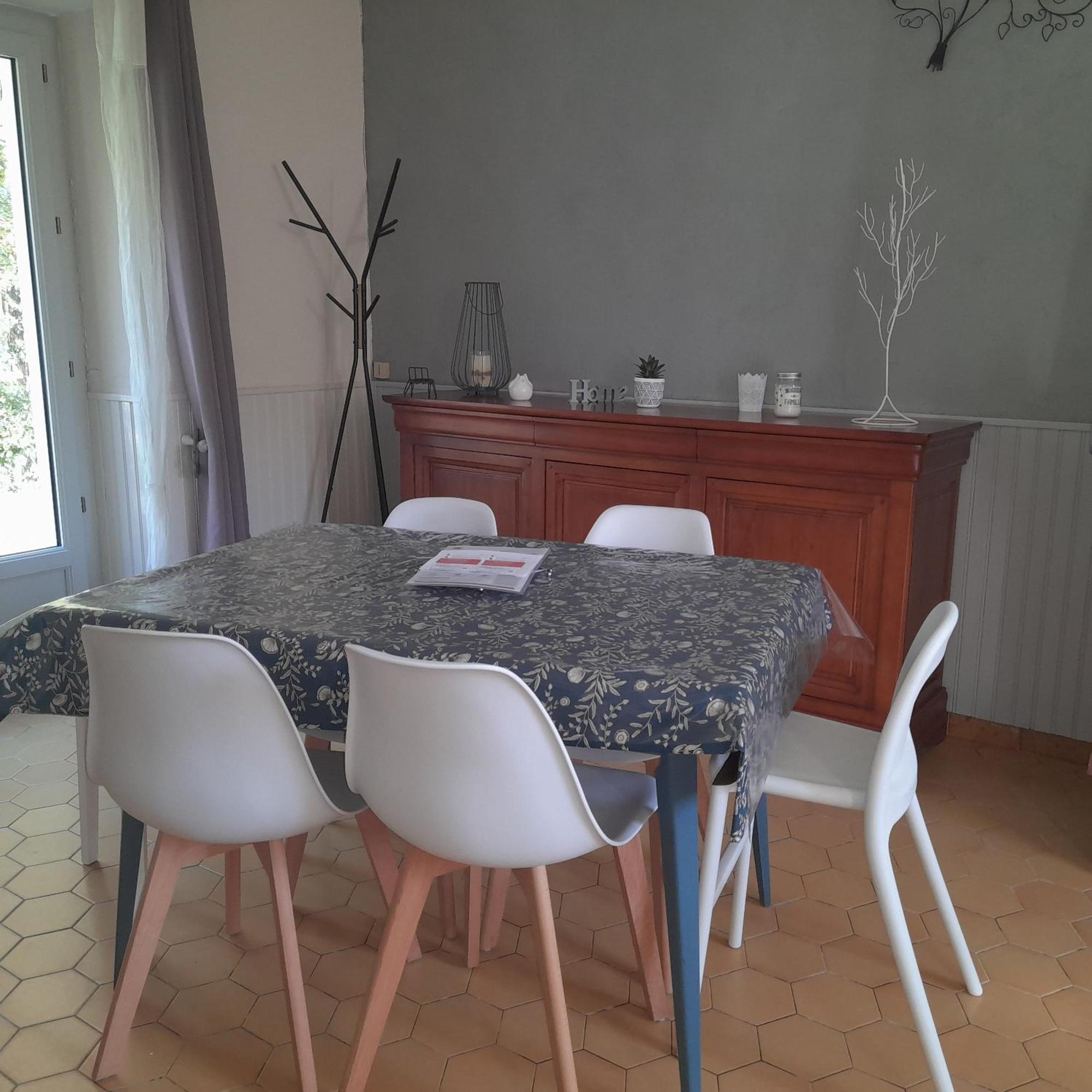 Gite les Vignes du Château - 4 personnes Gehee Extérieur photo